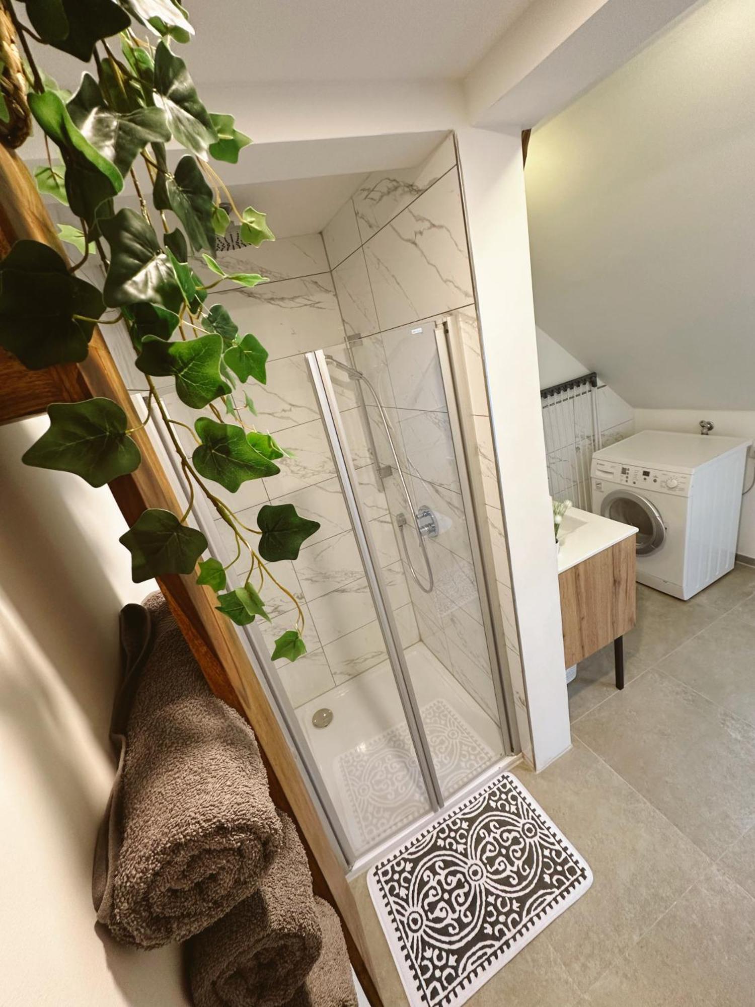 Ferienwohnung Samy Sommeraktion 2025 Bayreuth Dış mekan fotoğraf